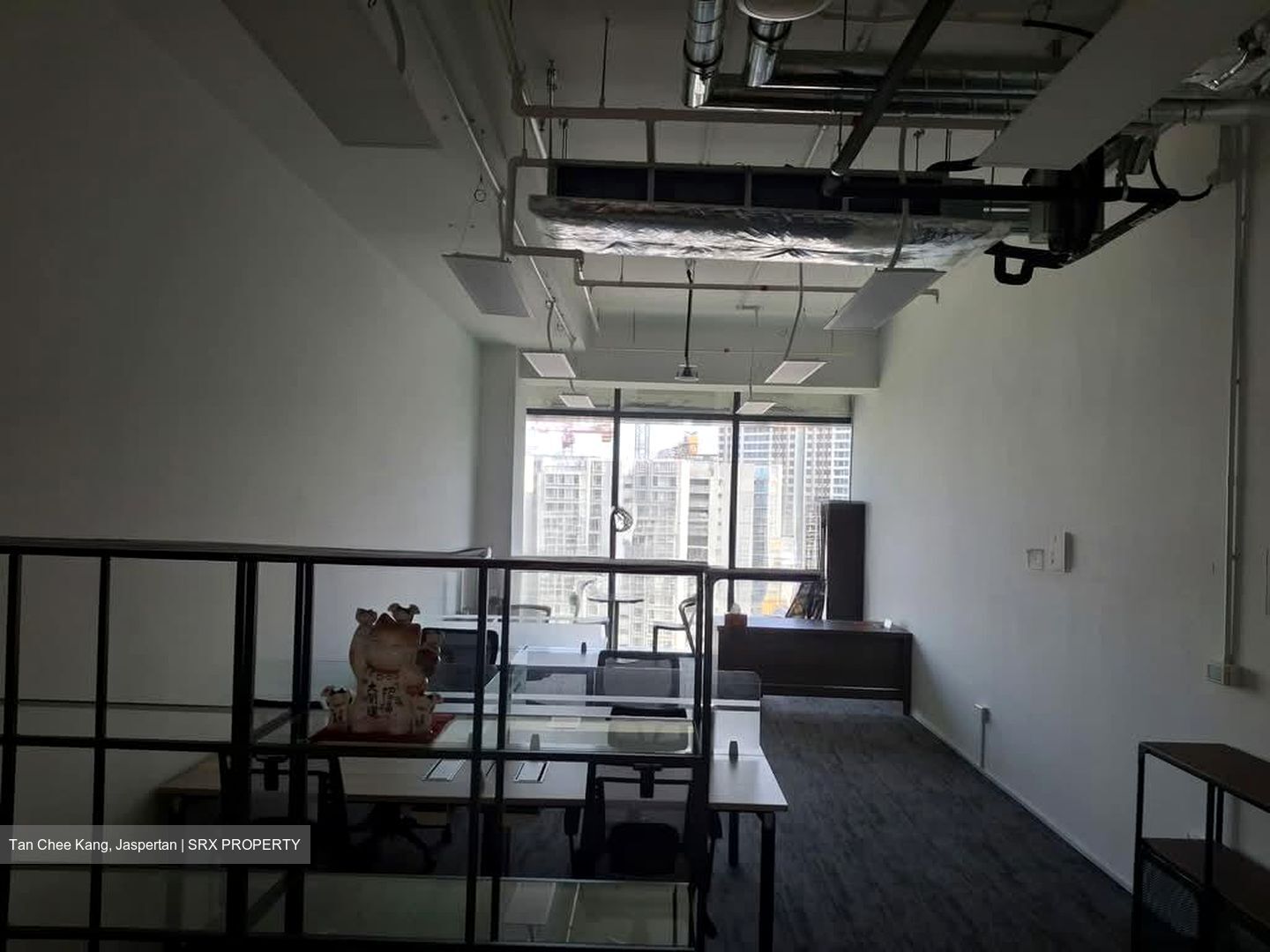 Woods Square (D25), Office #551869871